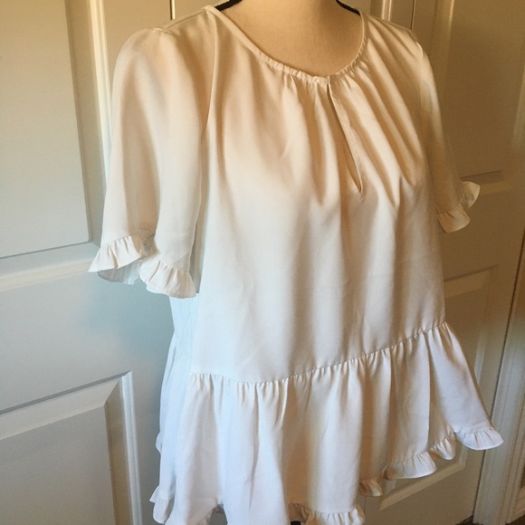 Madewell Tops - Madewell White Feminine Top 🌸